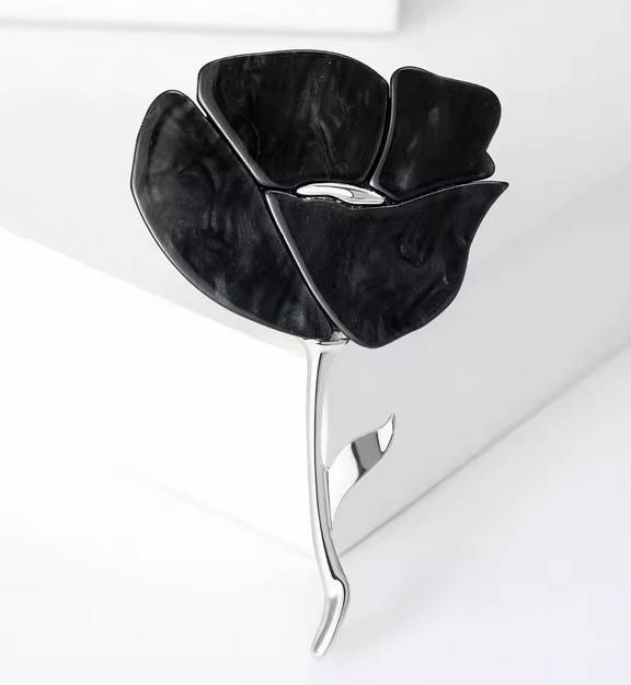 Resin Rose Brooch – A Bloom That Never Fades