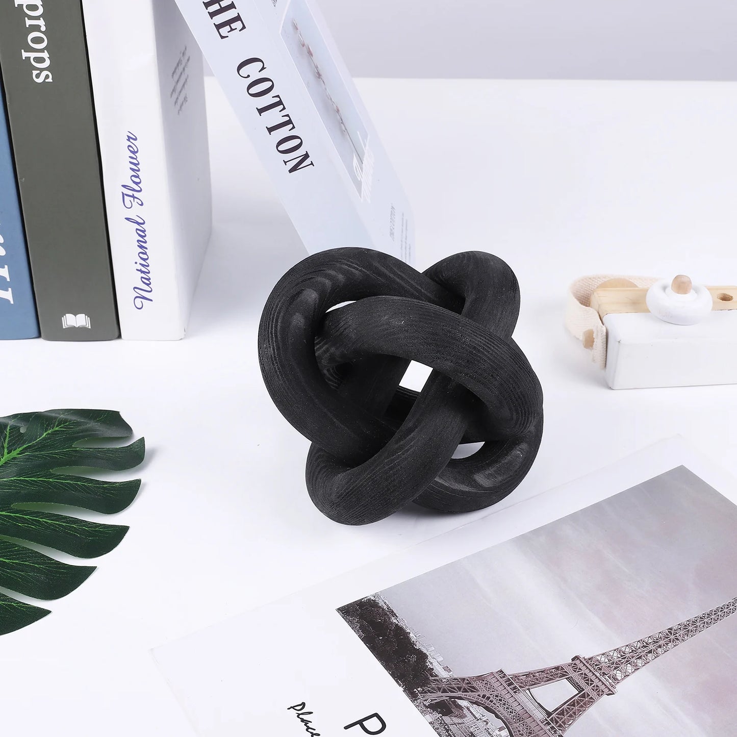 Wooden Decorative Chain Knot – Natural Calm for Your Space