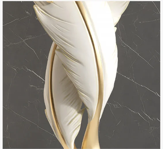 Modern Feather Resin Sculpture – Elegant Accent for Your Space