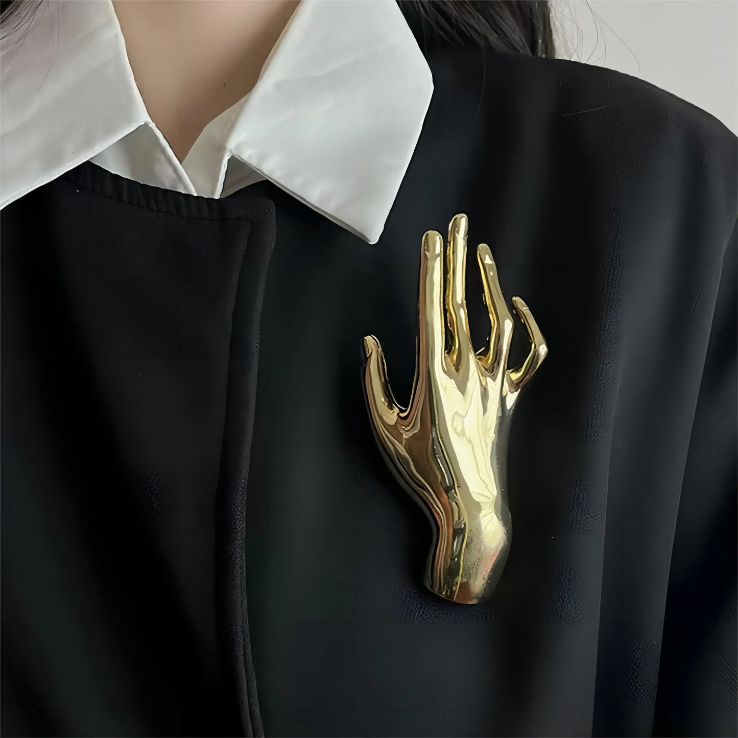 Glossy Hand Brooch – Expressive Detail for Any Look