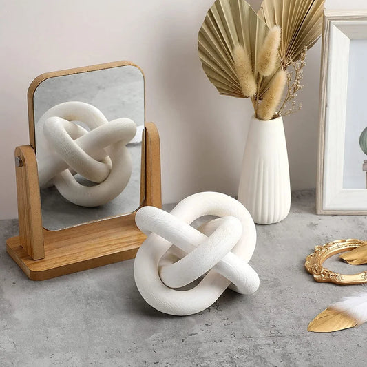 Wooden Decorative Chain Knot – Natural Calm for Your Space