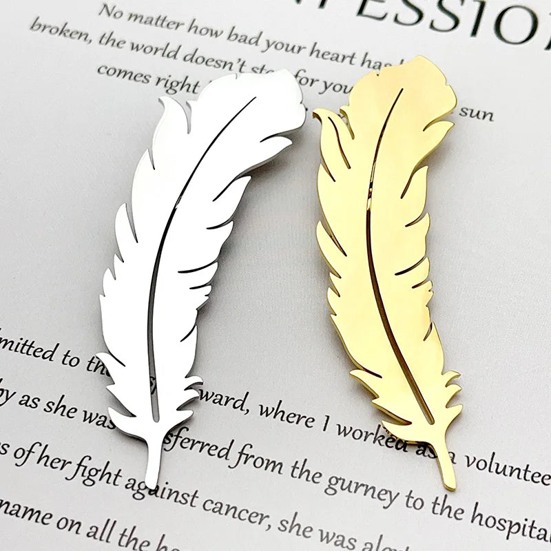 Stainless Steel Feather Brooch – A Touch of Classic Elegance